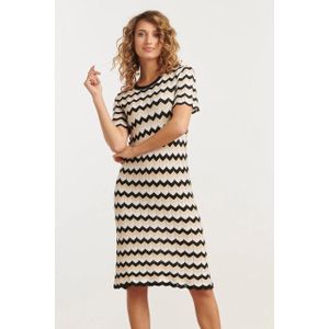 Smashed Lemon - 25267 - Tricot Jurk - Off-white - Zigzag Patroon