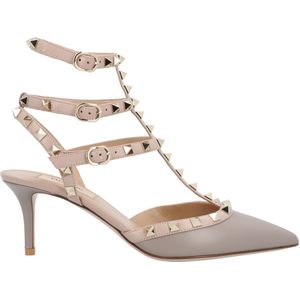 Valentino Garavani Rockstud pumps met spitse neus