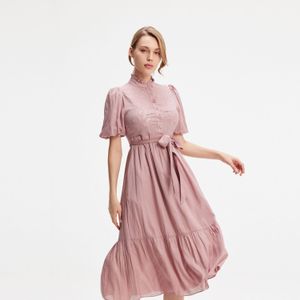 Thee -jurk met gelaagde ruches