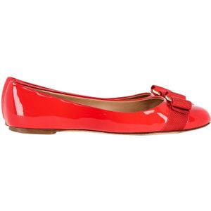 Salvatore Ferragamo Varina Ballerina's in Rode Glanzend Leer