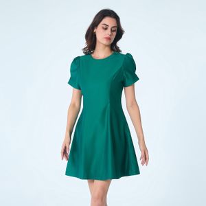 Fit-and-flare satijnen korte jurk met ronde hals