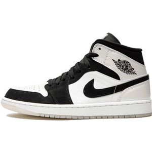 Jordan - Air Jordan 1 Mid SE - Sportschoenen - Zwart - Leer