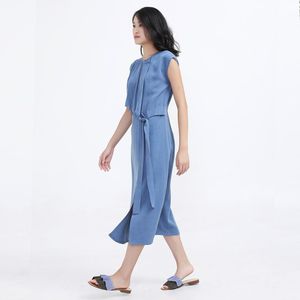 Side Tie minimalistische midi -jurk