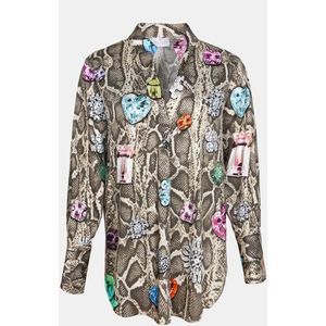 Mucho Gusto - Aachen - Blouse - Beige - Slangenprint met Kleurrijke Broches