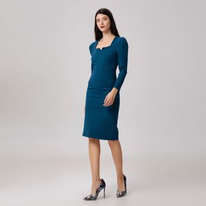 Getailleerde jurk met pofmouwen