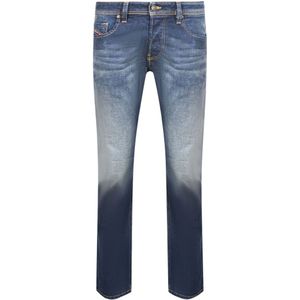 Diesel - Larkee-X - Donkerblauwe Jeans - Stone Washed - Rechte Pijpen