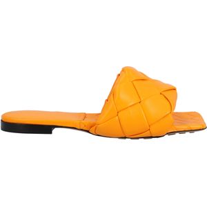 Bottega Veneta Lido Platte Sandalen oranje
