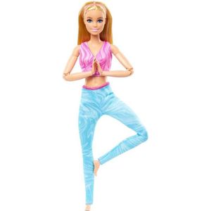Mattel Barbie Made to Move met roze sporttop en blauwe yogabroek pop