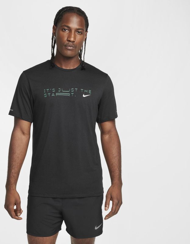 Nike - Kipchoge Rise 365 - T-shirt - Zwart