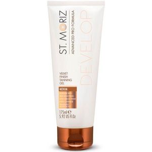St. Moriz - Velvet Finish Tanning Gel - Medium - 200ml