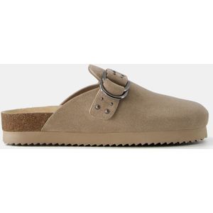 Bershka Clogs Met Gesp En Studs Dames 38 Taupe