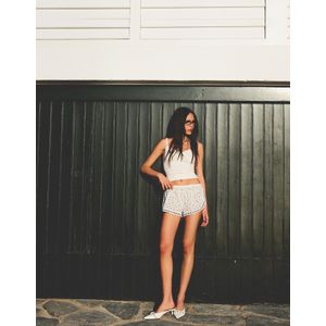 Bershka Short Met Print En Kanten Afwerking Dames S Wit