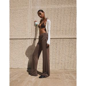 Bershka Zachte Flared Broek Van Modalmix Met Strik Met Plooi Dames L Zand