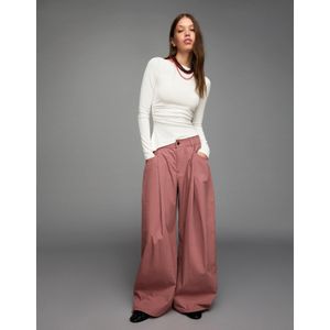 Bershka Asymmetrisch T-Shirt Met Lange Mouw Dames Xs Gebroken Wit