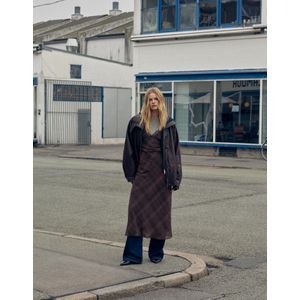 Bershka Chiffon Midi-Jurk Met Kant Dames M Bruin