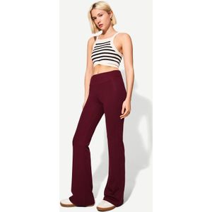 Bershka Flared Broek Met Geribbelde Taille Dames L Bordeaux