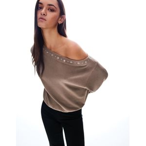 Bershka Tricot Trui Met Studs Dames Xxs Bruin