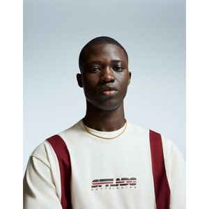 Bershka Boxy Fit T-Shirt Met Korte Mouw En Print Heren M Gebroken Wit