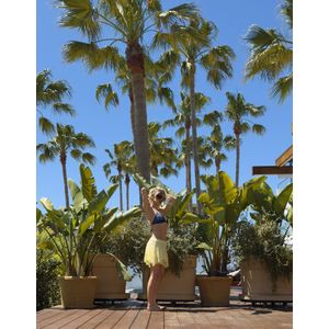 Bershka Kanten Minirok Met Volant Dames Xxs Geel