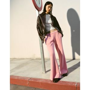 Bershka Pluche Flare Broek Met Gerafelde Zoom Dames M Roos