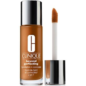 Clinique Beyond Perfecting Foundation en Concealer 30 ml (Verschillende Tinten) - Amber