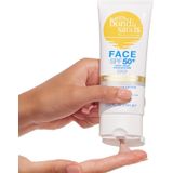 BONDI SANDS - Sunscreen Face Lotion SPF 50+ F/F Matte Tinted