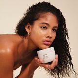 OUAI - Haarmasker - 236 ml - Fijn tot Middelfijn Haar