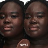 MAC - Studio Radiance Serum Foundation - 30 ml - Hydraterend