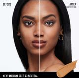 bareMinerals - BAREPRO® 24HR Wear Skin-Perfecting Matte Liquid Foundation - Medium Deep - 30 ml - SPF 20