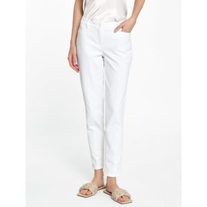 Enkellange broek in smal model Van Fadenmeister Berlin wit
