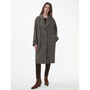 Lange jas Van Peter Hahn bruin