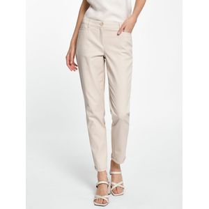 Enkellange broek in smal model Van Fadenmeister Berlin beige