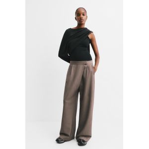 Nette Broek Met Overslagtaille