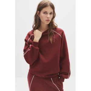 Bordeauxrode Sweater Met Biezen