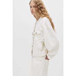 Witte Jeansjas Met Textuur