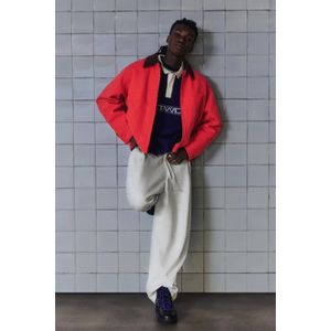 Rood Jack Met Contrasterende Kraag