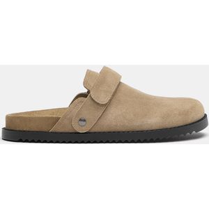 Klomp Met Bandje In Meerdere Standen Van Leer