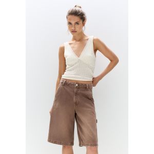 Bruine Carpenter Bermuda