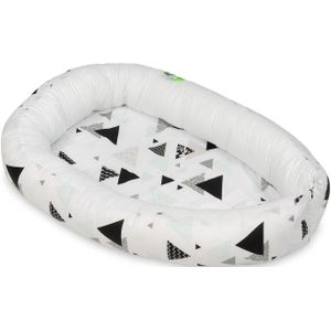 Babynest - baby nestje - 0-8 maanden - 100% katoen - 82x54cm - mint driehoekjes - wit