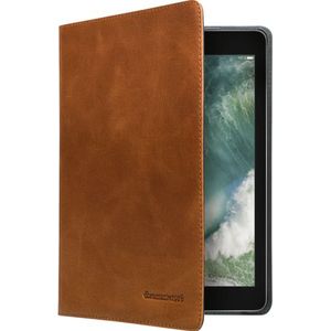 Dbramante1928 Copenhagen IPad 2018 / 2017 Hoesje Bruin