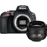 Nikon D5600 + Nikon AF-S 35mm F/1.8G DX