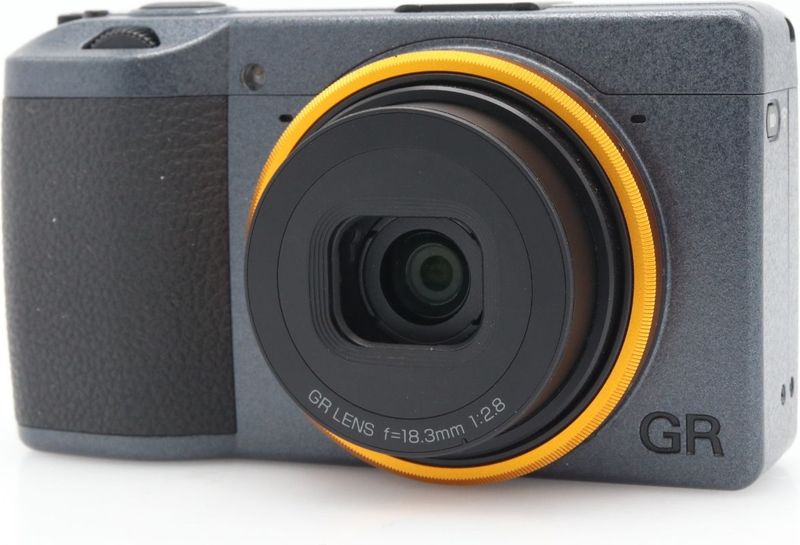 Ricoh - GR III Street Edition - Digitale Camera - Grijs - APS-C CMOS-sensor