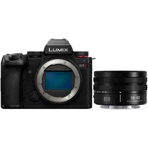 Panasonic - Lumix DC-S5 II - Systeemcamera - Inclusief Lumix S 18-40mm F/4.5-6.3