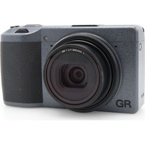 Ricoh - GR III Street Edition - Digitale Camera - Grijs - APS-C CMOS-sensor