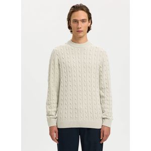 In Kabels Gebreid Trui