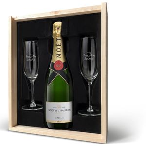 Champagnepakket met gegraveerde glazen - Moët & Chandon Brut