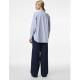 PIECES Blouse 'FEMME'  blauw / wit