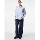 PIECES Blouse 'FEMME'  blauw / wit