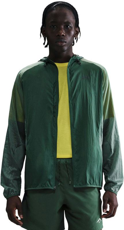 Nike - Trail Aireez - Hardloopjack - Zwart