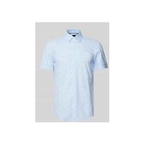 Slim Fit Freizeithemd mit 1/2-Arm Modell 'ROAN'